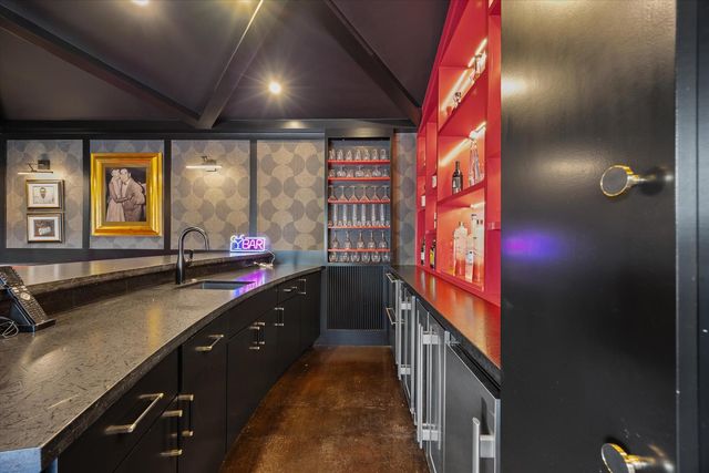 4400 G St, Sacramento, CA 95819