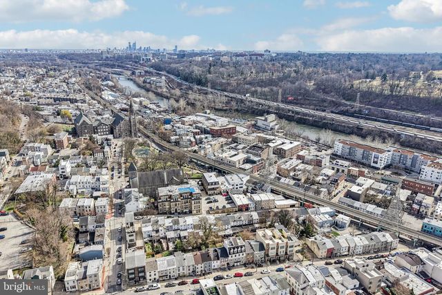 165 LEVERING ST, Philadelphia, PA 19127