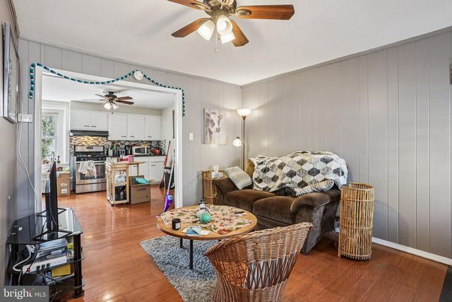 165 LEVERING ST, Philadelphia, PA 19127