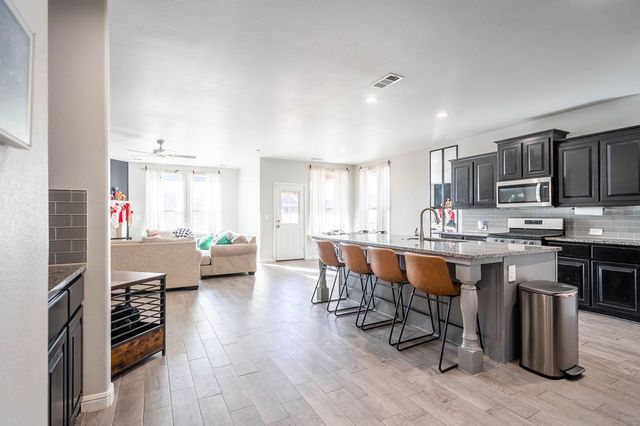 8432 E County Rd 114, Midland, TX 79706