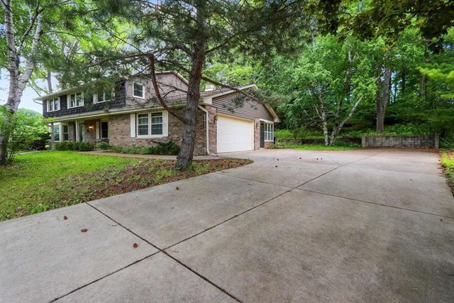 535 AVON COURT, Green Bay, WI 54302
