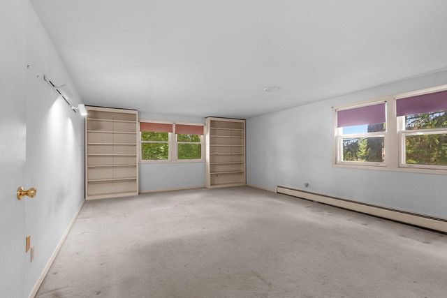 535 AVON COURT, Green Bay, WI 54302