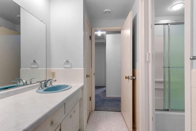 535 AVON COURT, Green Bay, WI 54302