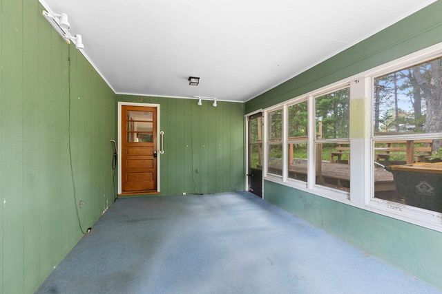 535 AVON COURT, Green Bay, WI 54302