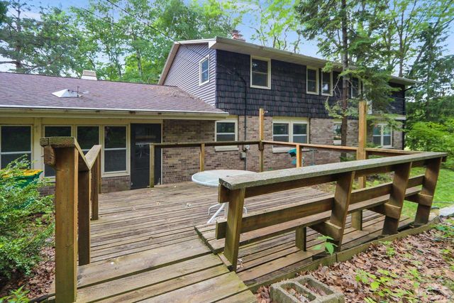 535 AVON COURT, Green Bay, WI 54302
