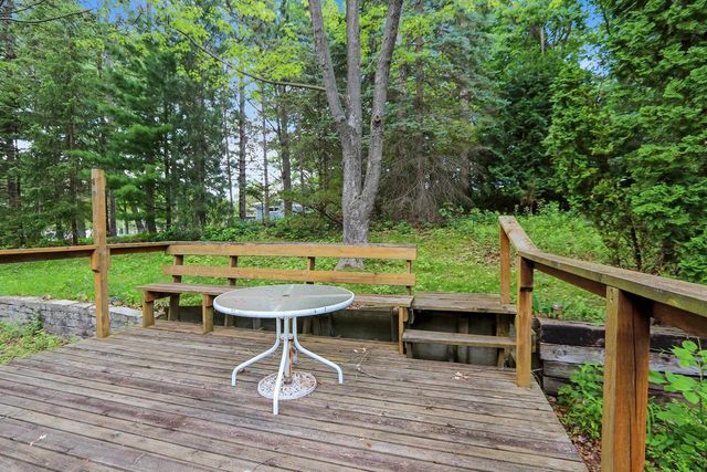 535 AVON COURT, Green Bay, WI 54302