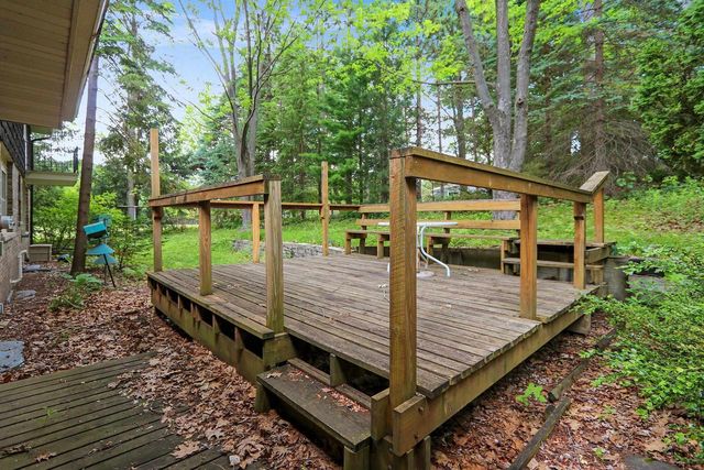 535 AVON COURT, Green Bay, WI 54302