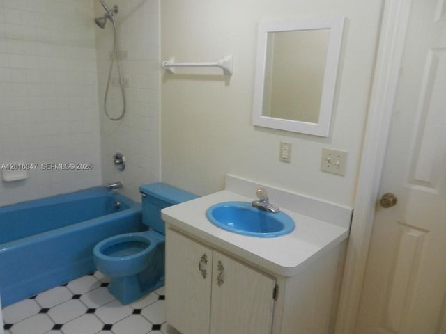 18950 SW 240th St, Homestead, FL 33031