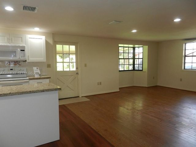 18950 SW 240th St, Homestead, FL 33031
