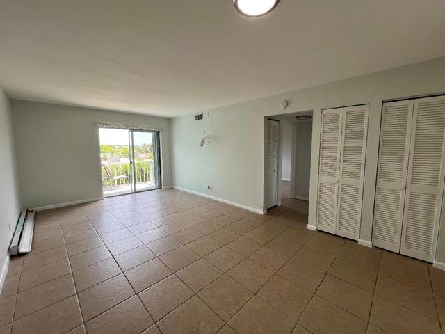 1887 Juno Road 1, North Palm Beach, FL 33408