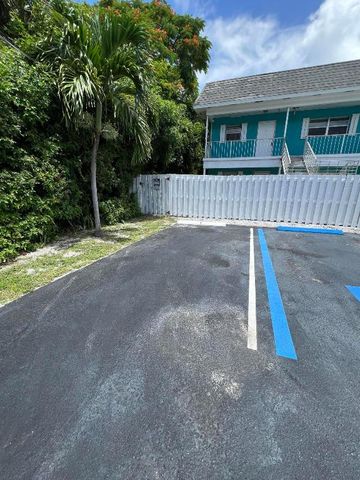 1887 Juno Road 1, North Palm Beach, FL 33408