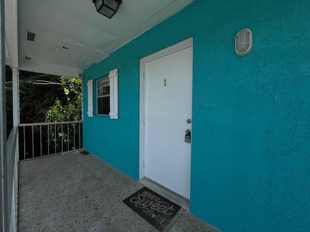 1887 Juno Road 1, North Palm Beach, FL 33408