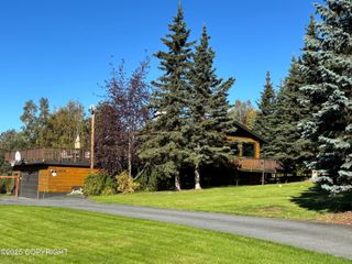 10208 Preuss Lane, Eagle River, AK 99577