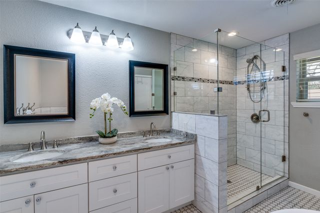 11836 Duxbury Drive, Dallas, TX 75218