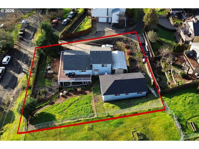 918 Ne MALHEUR Ave, Roseburg, OR 97470