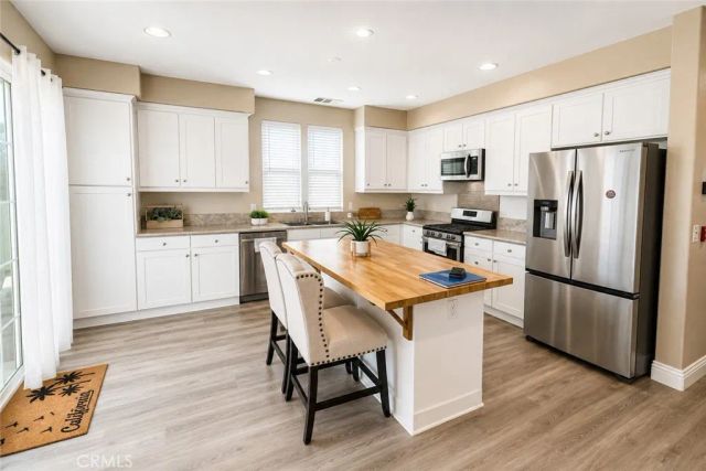 20329 Red Poppy Ln, Riverside, CA 92508