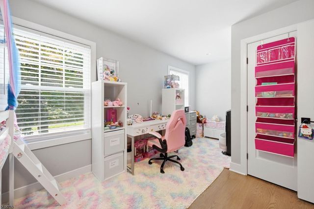 226 Church Ln, Wayne Twp., NJ 07470