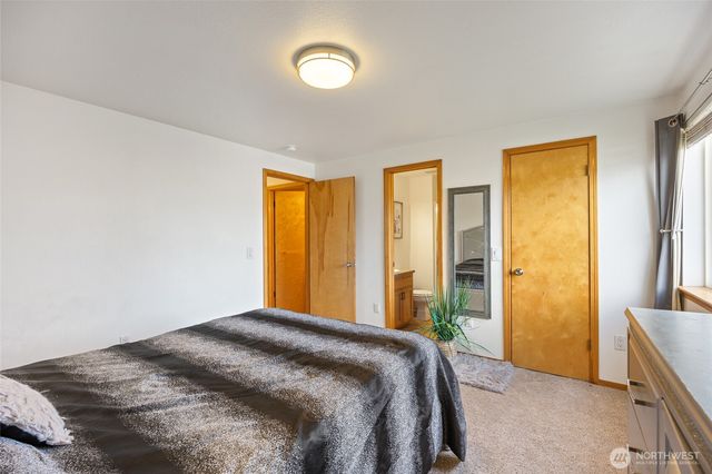 1215 Lowry St, Moses Lake, WA 98837