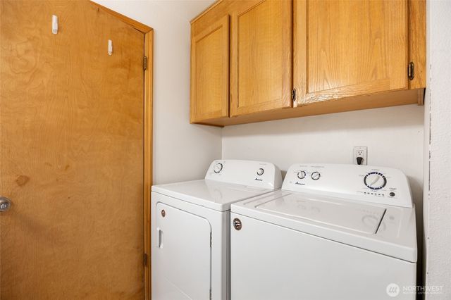 1215 Lowry St, Moses Lake, WA 98837