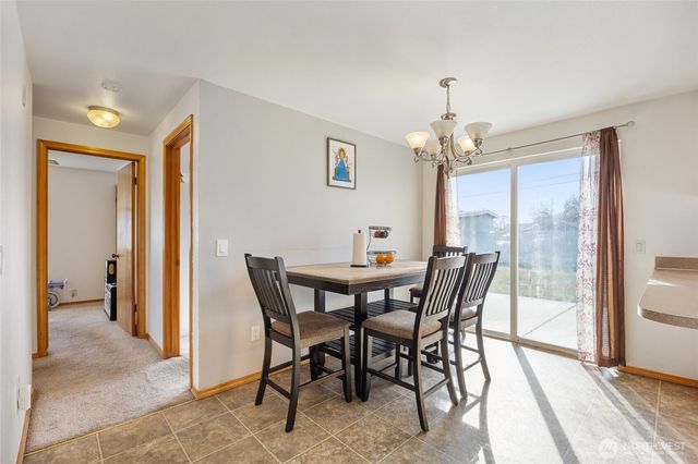 1215 Lowry St, Moses Lake, WA 98837