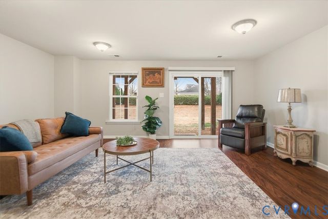 4836 Skyline Ridge Dr, Midlothian, VA 23112