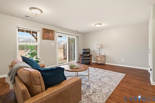 4836 Skyline Ridge Dr, Midlothian, VA 23112