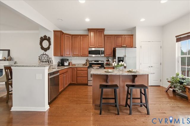 4836 Skyline Ridge Dr, Midlothian, VA 23112