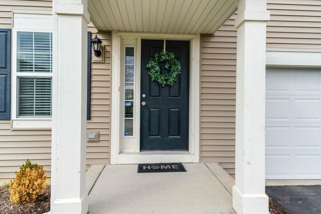 202 Minuet Circle, Volo, IL 60073