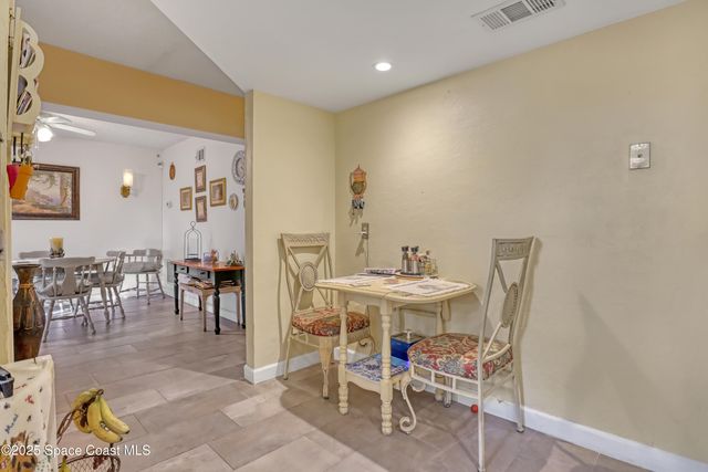 647 Cedar Side Circle NE 114, Palm Bay, FL 32905