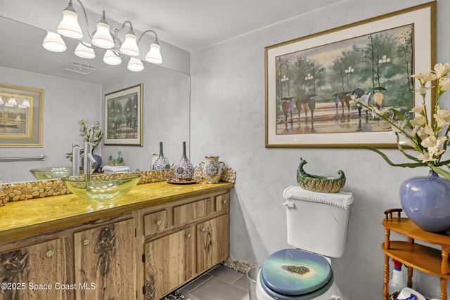 647 Cedar Side Circle NE 114, Palm Bay, FL 32905