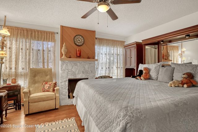 647 Cedar Side Circle NE 114, Palm Bay, FL 32905