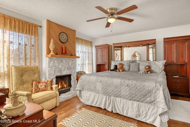 647 Cedar Side Circle NE 114, Palm Bay, FL 32905