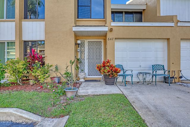 647 Cedar Side Circle NE 114, Palm Bay, FL 32905