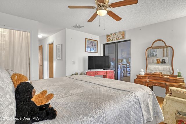 647 Cedar Side Circle NE 114, Palm Bay, FL 32905