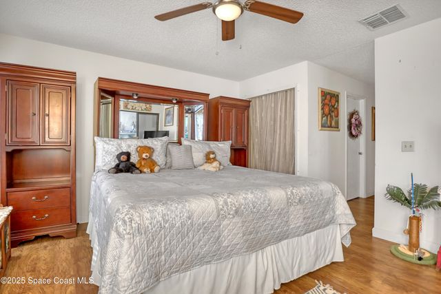 647 Cedar Side Circle NE 114, Palm Bay, FL 32905