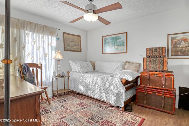 647 Cedar Side Circle NE 114, Palm Bay, FL 32905