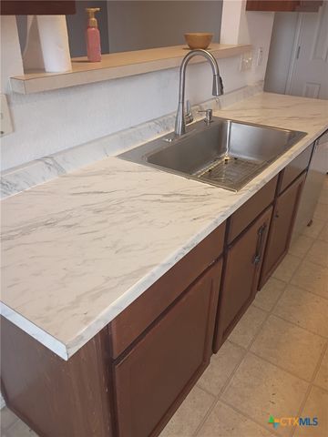 404 Blayton Street, Troy, TX 76579