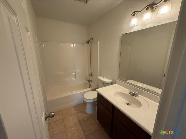 404 Blayton Street, Troy, TX 76579