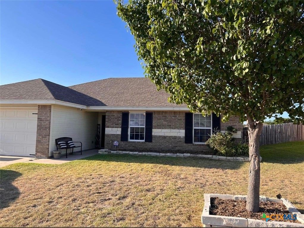 404 Blayton Street, Troy, TX 76579