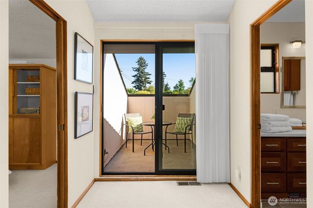 5414 SW Charlestown Street, Seattle, WA 98116