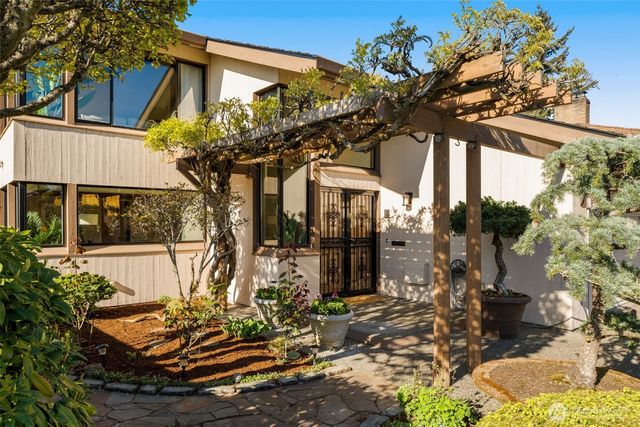 5414 SW Charlestown Street, Seattle, WA 98116