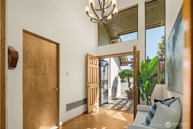 5414 SW Charlestown Street, Seattle, WA 98116