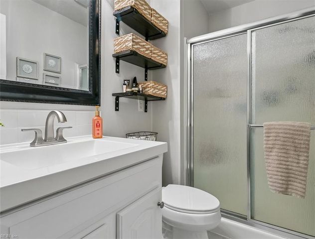 5290 Beechwood Knoll TRL, Gloucester, VA 23061