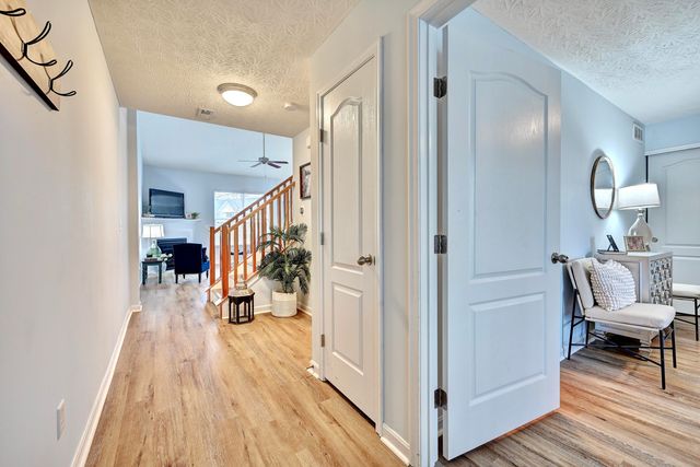 8094 Over Par Court, Burlington, KY 41005