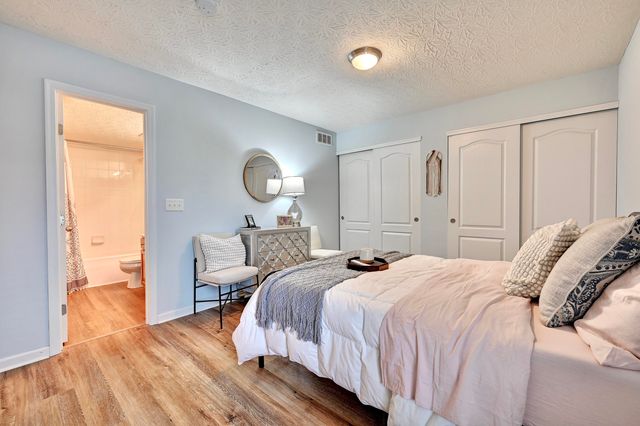 8094 Over Par Court, Burlington, KY 41005