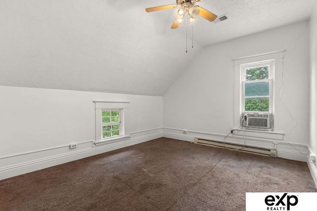 2216 19th Street, Columbus, NE 68601