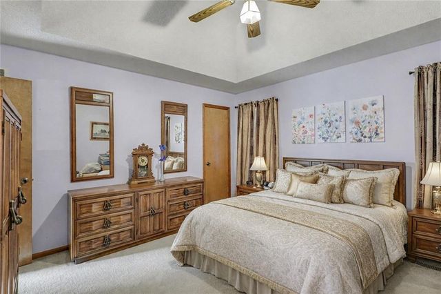 7204 W 155th Street, Overland Park, KS 66223