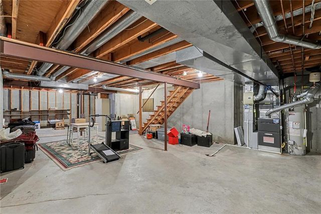 7204 W 155th Street, Overland Park, KS 66223