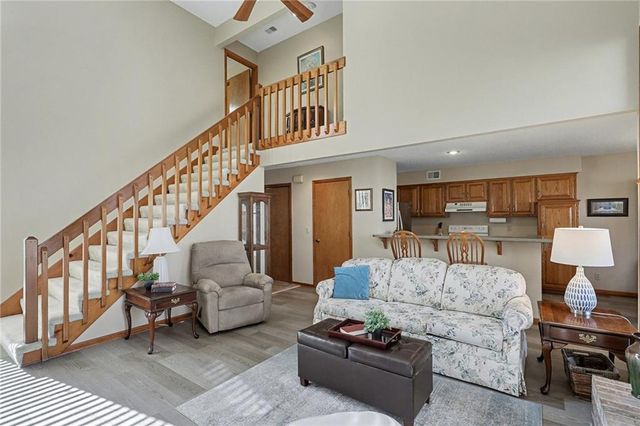 7204 W 155th Street, Overland Park, KS 66223