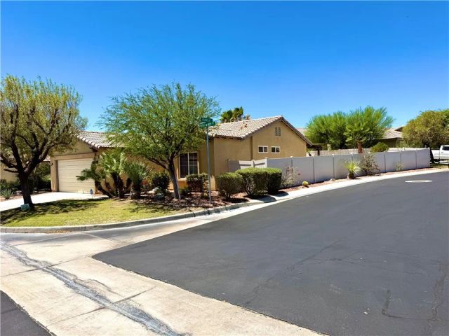 8625 Great Smokey Avenue, Desert Hot Springs, CA 92240